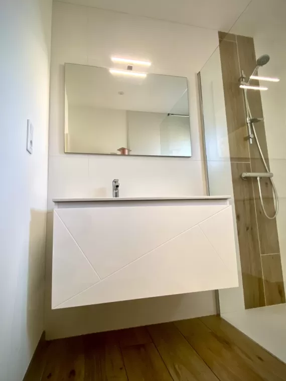 Pose d’un meuble de salle de bain , Plouha, LCS Le Corre Chauffage Sanitaire