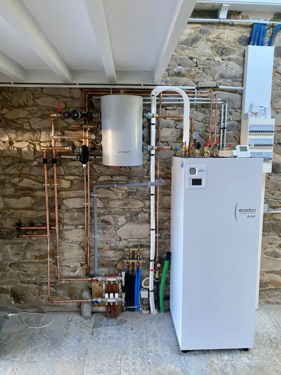 Installation d'une pompe à chaleur à Ploubazlanec, Plouha, LCS Le Corre Chauffage Sanitaire